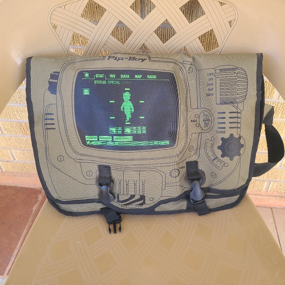 Fallout Pipboy Messenger Bag